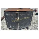 L1 3 DRAWER STEEL TOOL BOX ON CASTER WHEELS