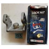 1 PRO CLASS COUPLER LOCK KIT & 1 UNIVERSAL LOCK KI