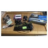 GROUP LOT OF MISC. ELECTR./THERMOSTAT & DVD PLAYER
