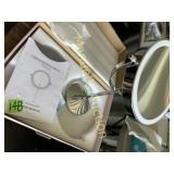 DOUBLESIDE LED MAKEUP MIRROR WITH NO CHARGER C1
