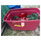 TOTE W / HOLIDAY  SERVING  TRAY & MORE