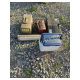 TACKLE BOX W / CONTENT & LASER LEVEL KIT