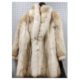 Long Coyote Silk-Lined Fur, Unisex