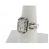 14K White Gold Diamond Cluster Ring