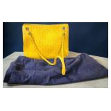 Botegga Veneta Intrecciato Leather Handbag