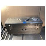 20ï¿½ Metal Tool box & Contents