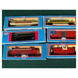 Lot of "Model Power" train cars & accessories