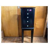 Standing Jewelry Box