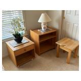 Three end tables, lamp & decorations