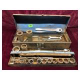 Metal Vintage Tool Box