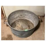 Galvanized wash tub