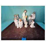 6 Willowtree Figures