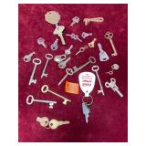 Various Vintage Keys