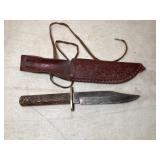 Antique hunting knife & sheath