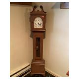 Vintage Grandmotherï¿½s Clock