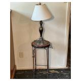 End Table w/ Lamp
