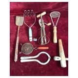 Various Vintage Kitchen Items
