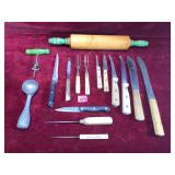 Various Vintage Household Kitchen Items