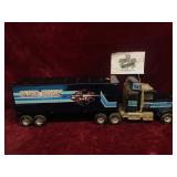 Silver Knight 18 Wheeler