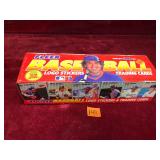 Baseball Cards:  1989 Fleer Cards