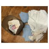 Tablecloths & Doily