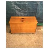 Antique Style Knotty Pine Blanket Storage Chest
