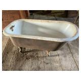 Antique Cast Iron Porcelain Clawfoot Bathtub