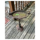 Antique Cast Iron Bird Bath Garden Pedestal Stand