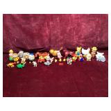 Vintage Wind Up and Plastic Toy Variety Lot