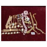 Vintage Trifari Style Cameo Costume Jewelry Lot