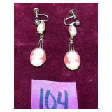 Vintage 14K Gold Dangle Cameo Earrings 4.20g
