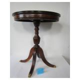 MAHOGANY ROUND TOP END TABLE
