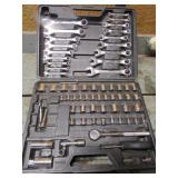 wrench & socket set w/case