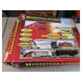 santa fe train set w/box