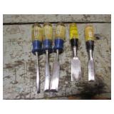 5 chisels incl:3 craftsman