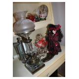 lamp,dolls & item