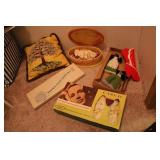 cake knife set,heat pad & items