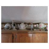 teapots & figurines incl:t.kinkade
