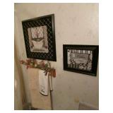 wall pictures & towels