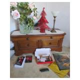 lamp,christmas tree,vase w/flowers & items