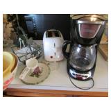 coffee maker,toaster & items