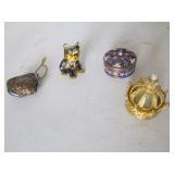 4 small trinkets