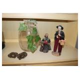 figurines,vase & tiny pictures