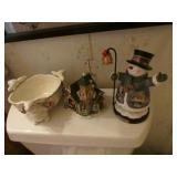 t.kinkade snowman,village & rabbit dish