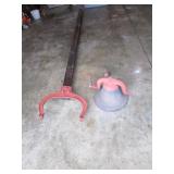 Bell Co. Hillsboro, Ohio dinner bell w/yoke & post