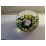b&m st.clair 1971 cameo sulphide paperweight