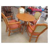 kitchen table w/cloth chairs