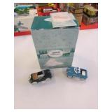 3 hallmark toys(1 has box)