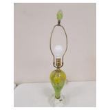 St.Clair yellow lamp w/finial & shade(works)