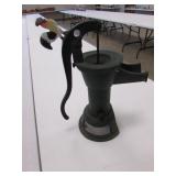 pitcher pump w/chicken on handle